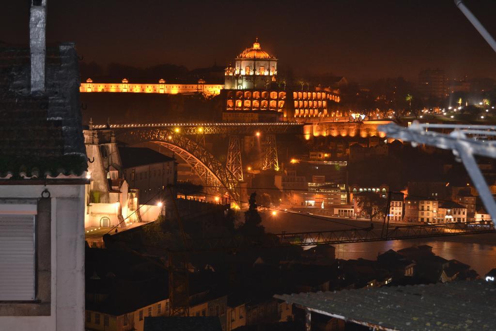 Merc Porto Vitoria'S Place Bilik gambar